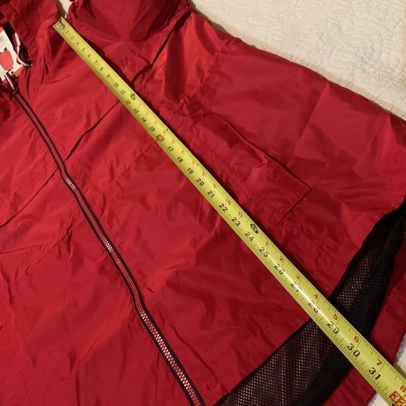Tommy Hilfiger crimson Rain jacket. NWT Med - Picture 8 of 9
